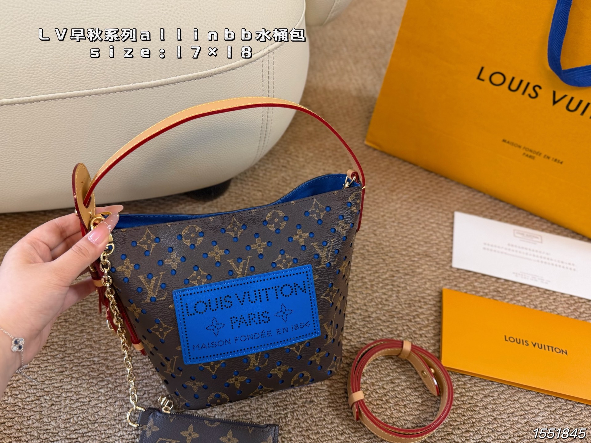 Louis Vuitton LV Monogram Handbag Monogram Canvas
